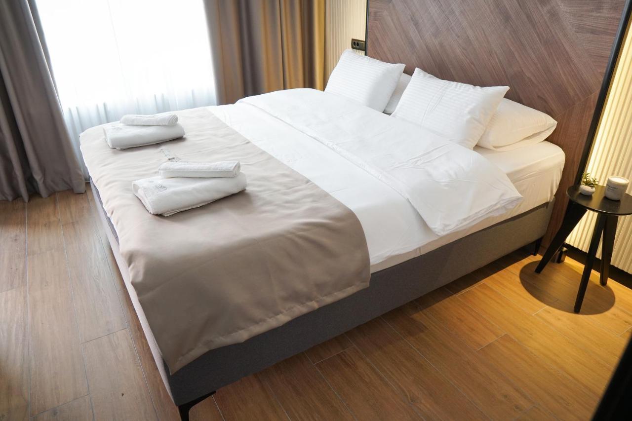Kristall Apartments Premium Šabac エクステリア 写真