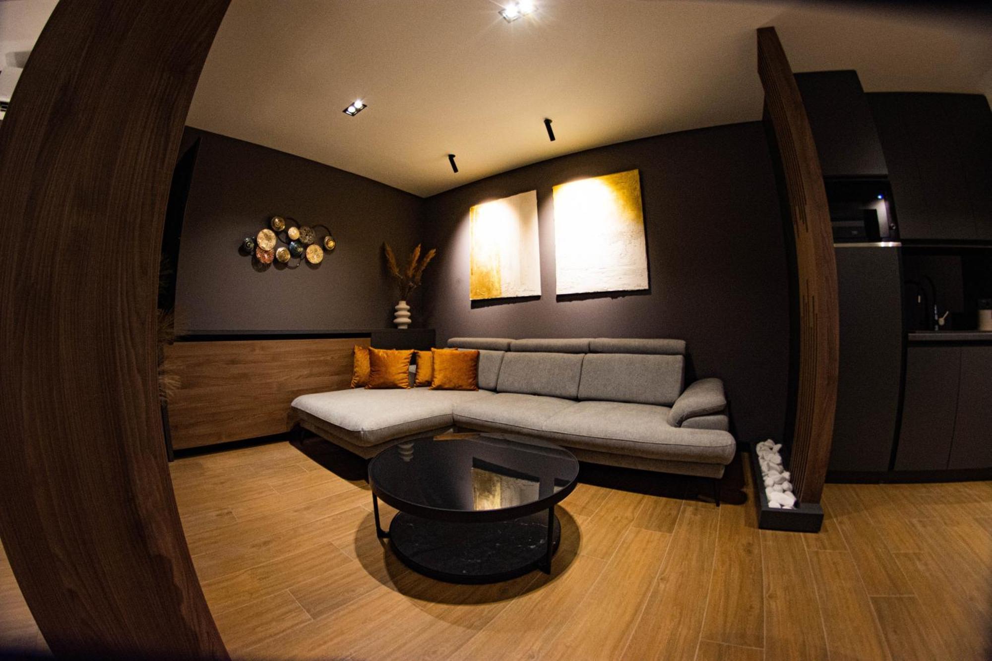 Kristall Apartments Premium Šabac エクステリア 写真