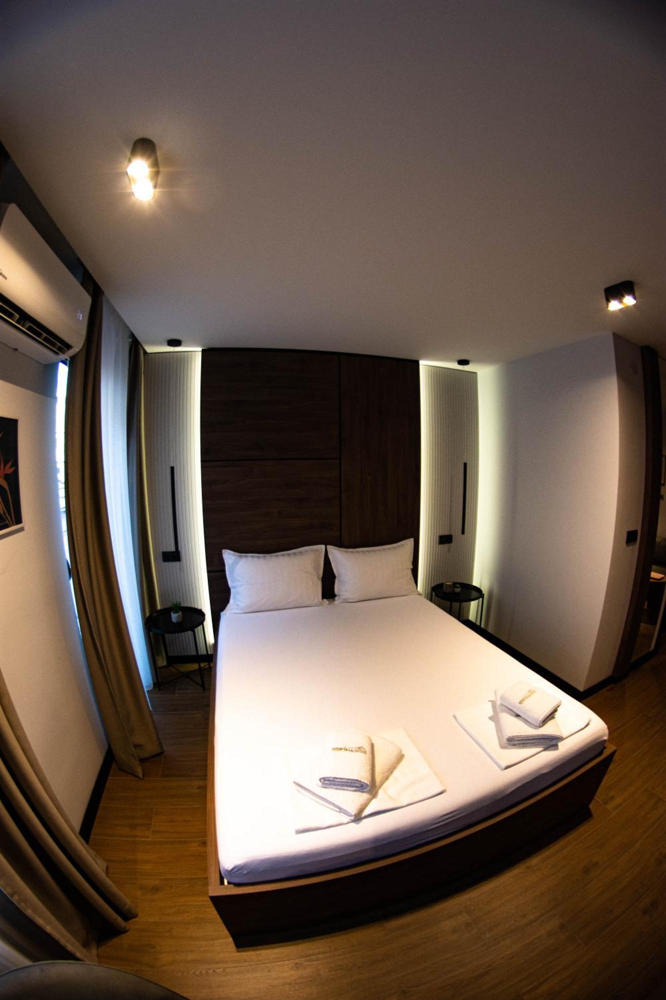 Kristall Apartments Premium Šabac エクステリア 写真