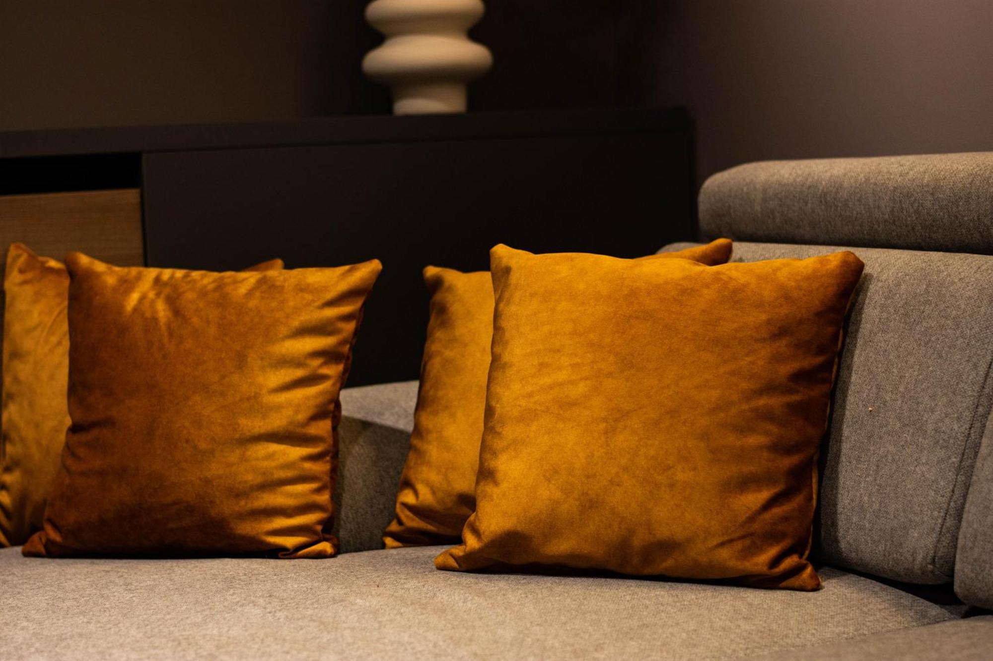 Kristall Apartments Premium Šabac エクステリア 写真